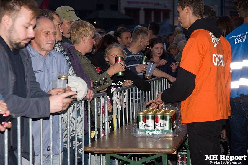 Plzeň žila pivem a hudbou. Na Pilsner festu vystoupili Barbora Poláková, Žlutý pes, Anna K. nebo Pipes and Pints