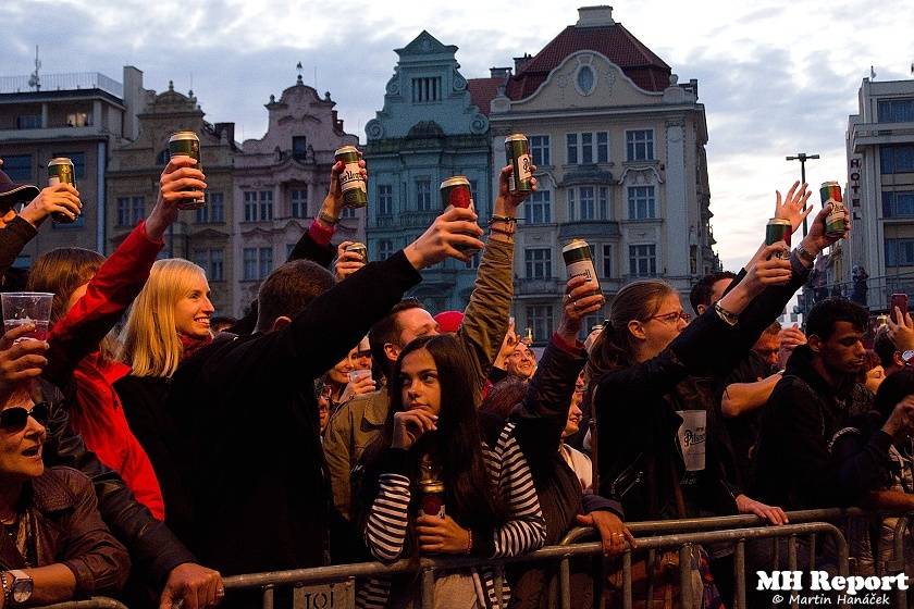Plzeň žila pivem a hudbou. Na Pilsner festu vystoupili Barbora Poláková, Žlutý pes, Anna K. nebo Pipes and Pints