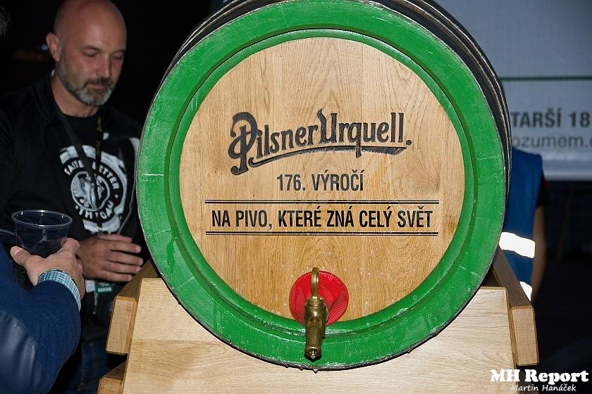 Plzeň žila pivem a hudbou. Na Pilsner festu vystoupili Barbora Poláková, Žlutý pes, Anna K. nebo Pipes and Pints