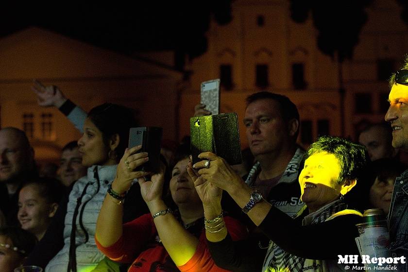 Plzeň žila pivem a hudbou. Na Pilsner festu vystoupili Barbora Poláková, Žlutý pes, Anna K. nebo Pipes and Pints