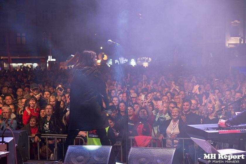 Plzeň žila pivem a hudbou. Na Pilsner festu vystoupili Barbora Poláková, Žlutý pes, Anna K. nebo Pipes and Pints