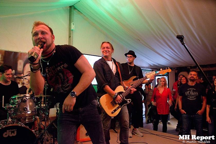 Plzeň žila pivem a hudbou. Na Pilsner festu vystoupili Barbora Poláková, Žlutý pes, Anna K. nebo Pipes and Pints