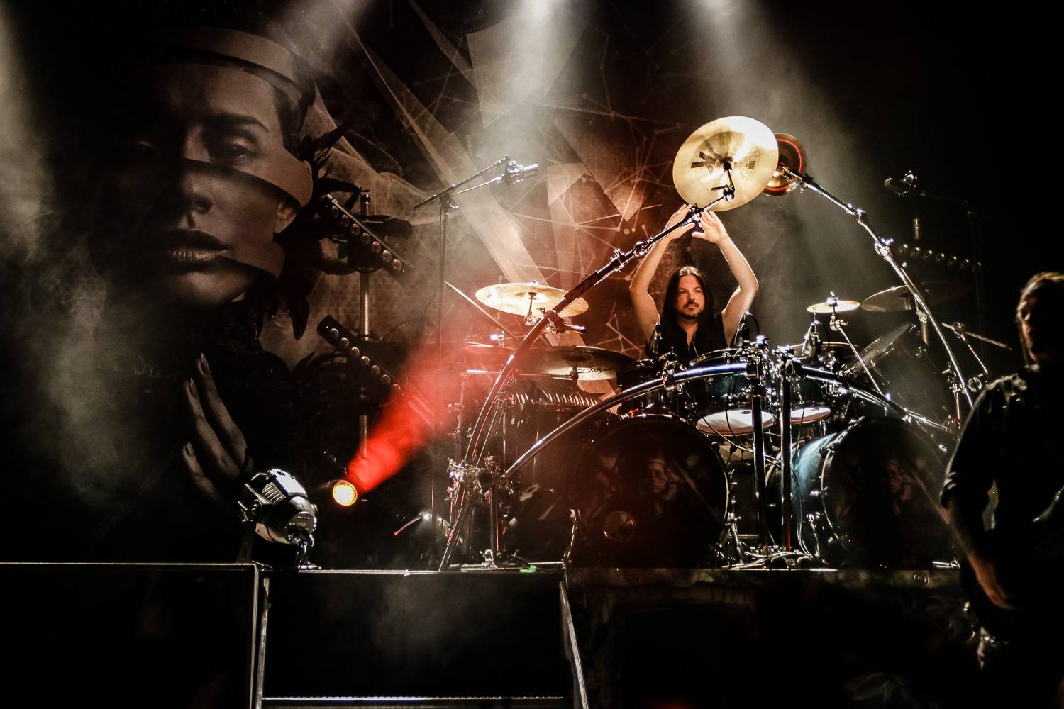 Metalová jízda v Praze: Kamelot a Leaves' Eyes se zastavili v Paláci Akropolis