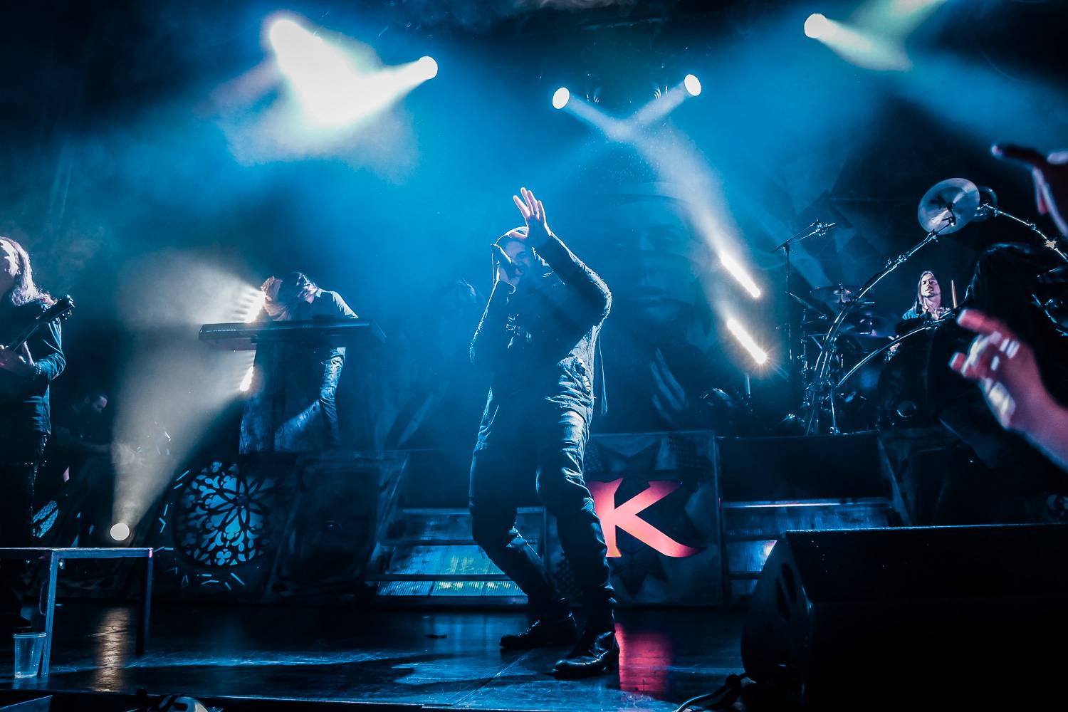 Metalová jízda v Praze: Kamelot a Leaves' Eyes se zastavili v Paláci Akropolis