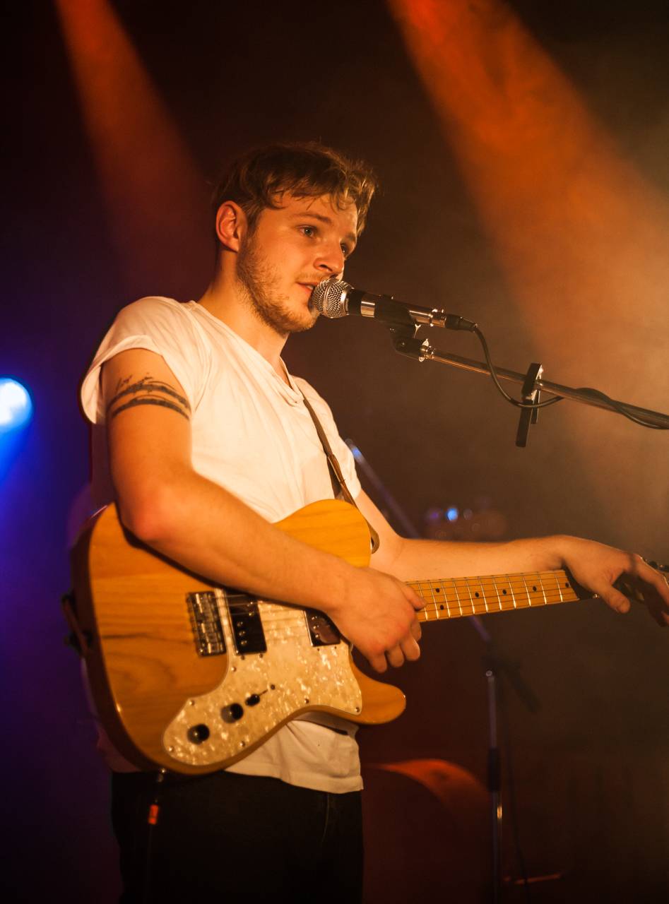 Thom Artway zazpíval v Plzni novinky z alba All I Know. Vyrazil i mezi diváky