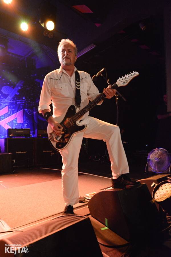 Králové punkového kabaretu The Adicts se vrátili do Prahy