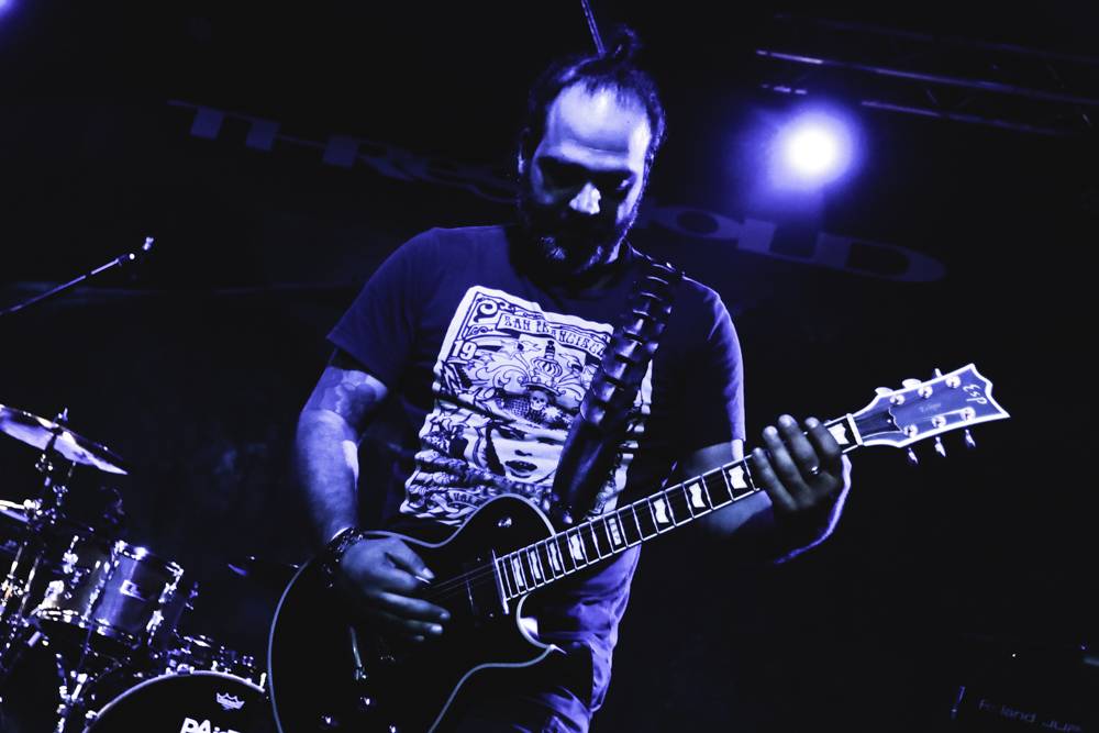 Threshold v Praze aneb Progrockový večer v Nové Chmelnici