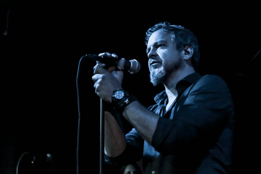 Threshold v Praze aneb Progrockový večer v Nové Chmelnici