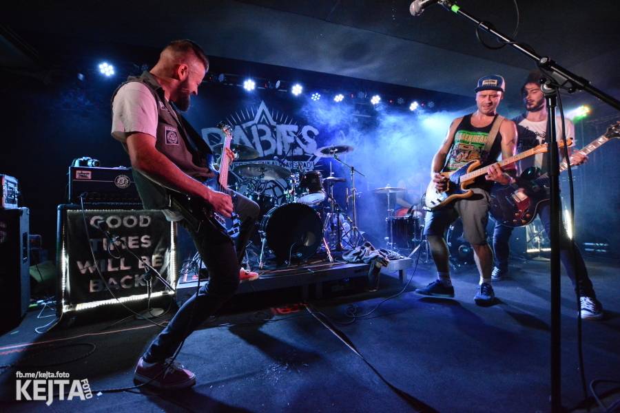 The Rumjacks slavili v Rock Café deset let. Zopakují si to i v neděli