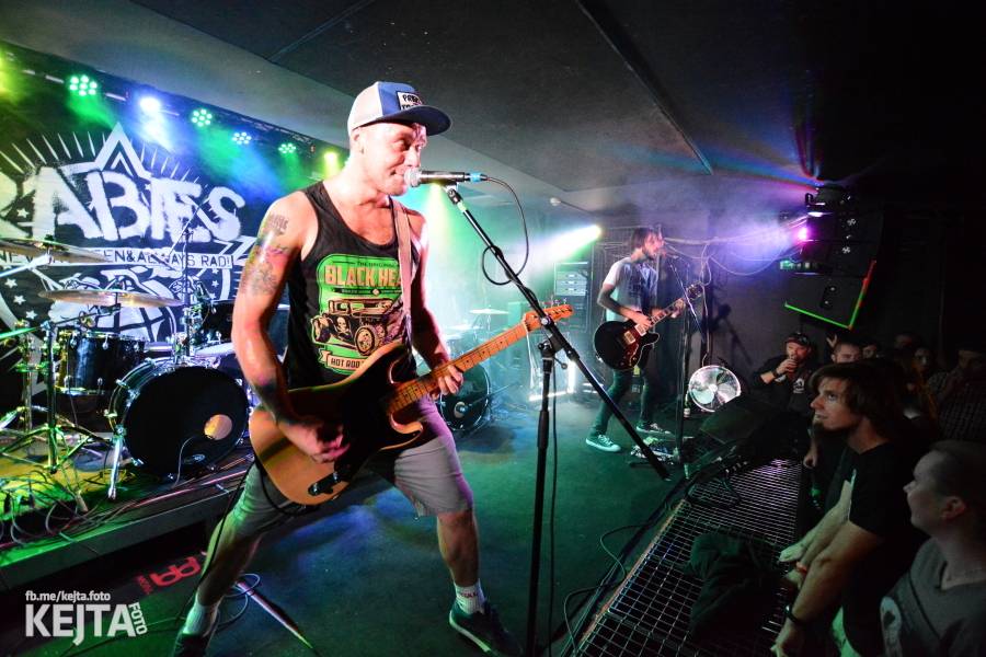 The Rumjacks slavili v Rock Café deset let. Zopakují si to i v neděli