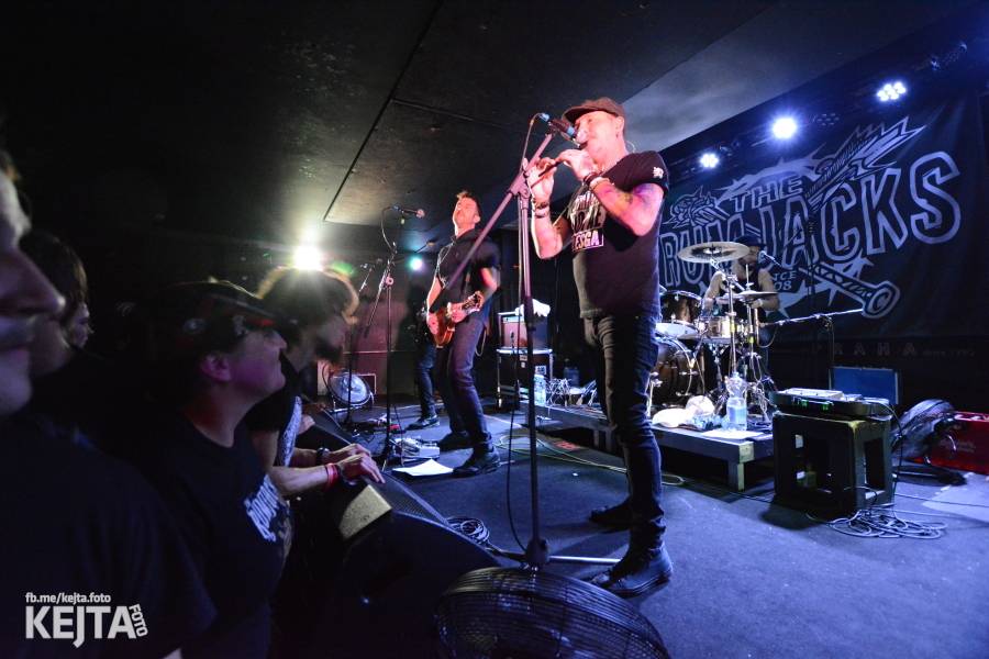 The Rumjacks slavili v Rock Café deset let. Zopakují si to i v neděli