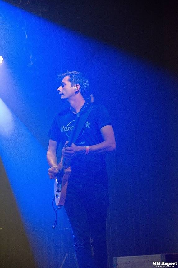 Jaksi Taksi a zakázanÝovoce přivedli plzeňské fanoušky do varu smrští pop-punku a rocku