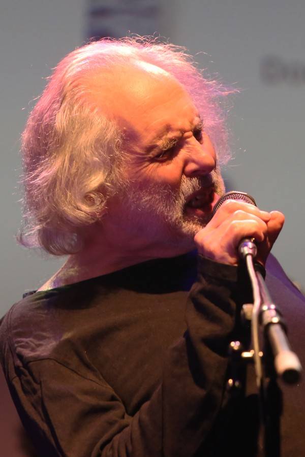 Miro Žbirka pokřtil Double Album i v Brně. Pomáhal mu Pete Brown