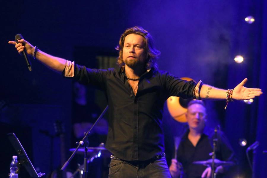 Kryštof v brněnském Sonu hrál, zpíval i odpovídal na zvídavé dotazy. Ty nejlepší odměnil