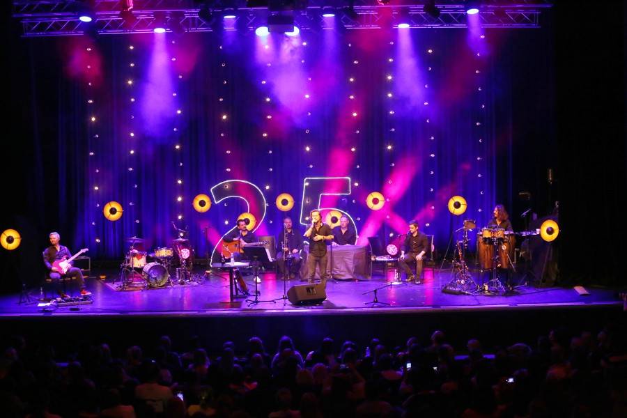 Kryštof v brněnském Sonu hrál, zpíval i odpovídal na zvídavé dotazy. Ty nejlepší odměnil