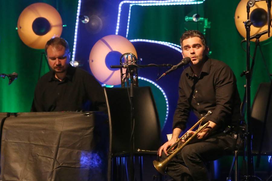 Kryštof v brněnském Sonu hrál, zpíval i odpovídal na zvídavé dotazy. Ty nejlepší odměnil