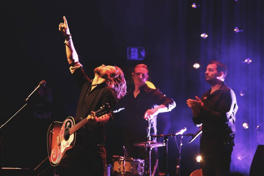 Kryštof v brněnském Sonu hrál, zpíval i odpovídal na zvídavé dotazy. Ty nejlepší odměnil