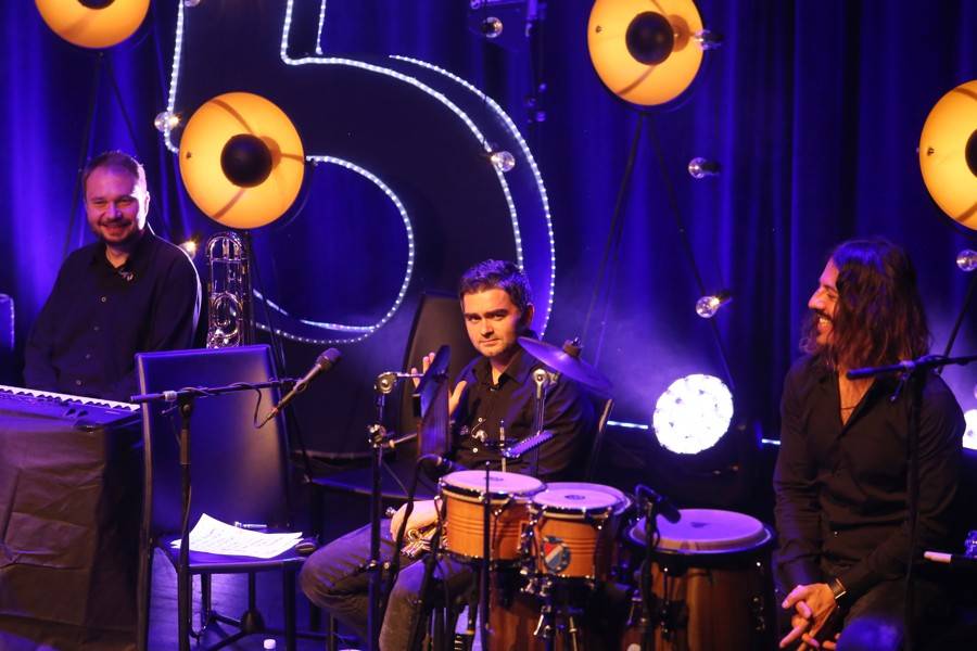 Kryštof v brněnském Sonu hrál, zpíval i odpovídal na zvídavé dotazy. Ty nejlepší odměnil