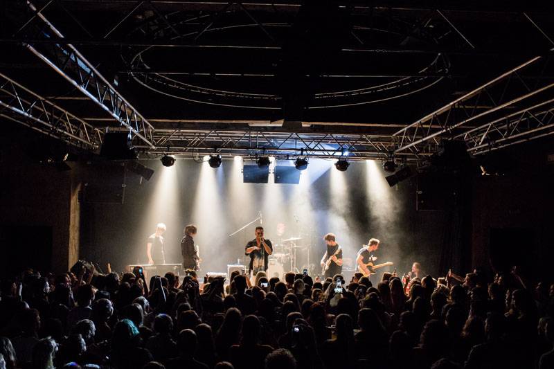 Ben Cristovao se svou kapelou strhli publikum v pražském NoDu