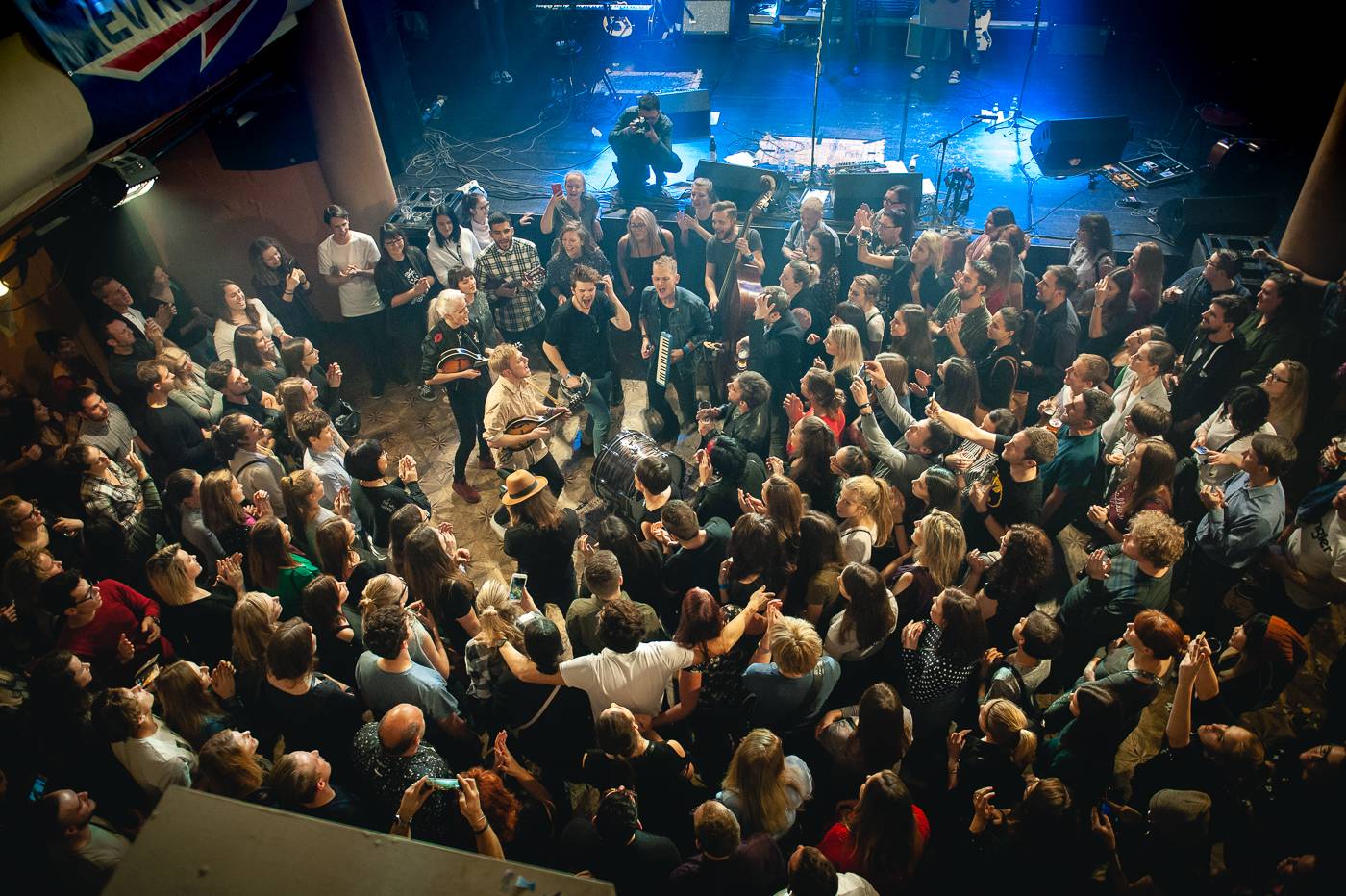 Thom Artway pokřtil desku All I Know, vystoupily i Lenny, Terezie Kovalová nebo Patricie