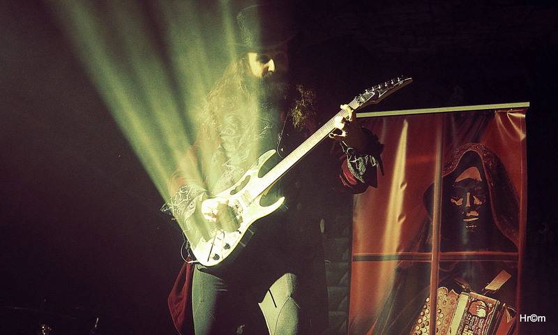 Lordi bavili v Roxy hororovou show. Album Sexorcsism představí i v dalších českých městech 