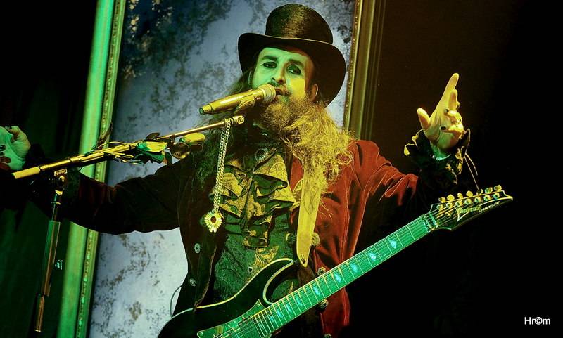 Lordi bavili v Roxy hororovou show. Album Sexorcsism představí i v dalších českých městech 