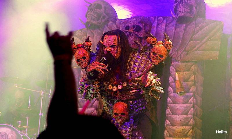 Lordi bavili v Roxy hororovou show. Album Sexorcsism představí i v dalších českých městech 