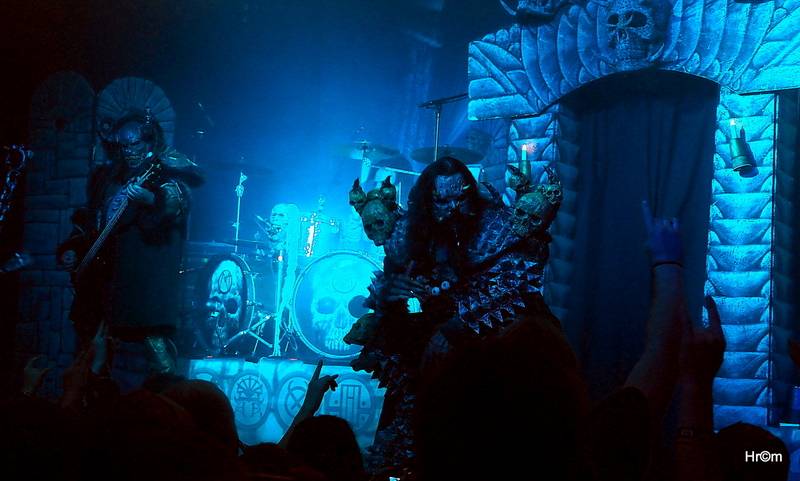 Lordi bavili v Roxy hororovou show. Album Sexorcsism představí i v dalších českých městech 