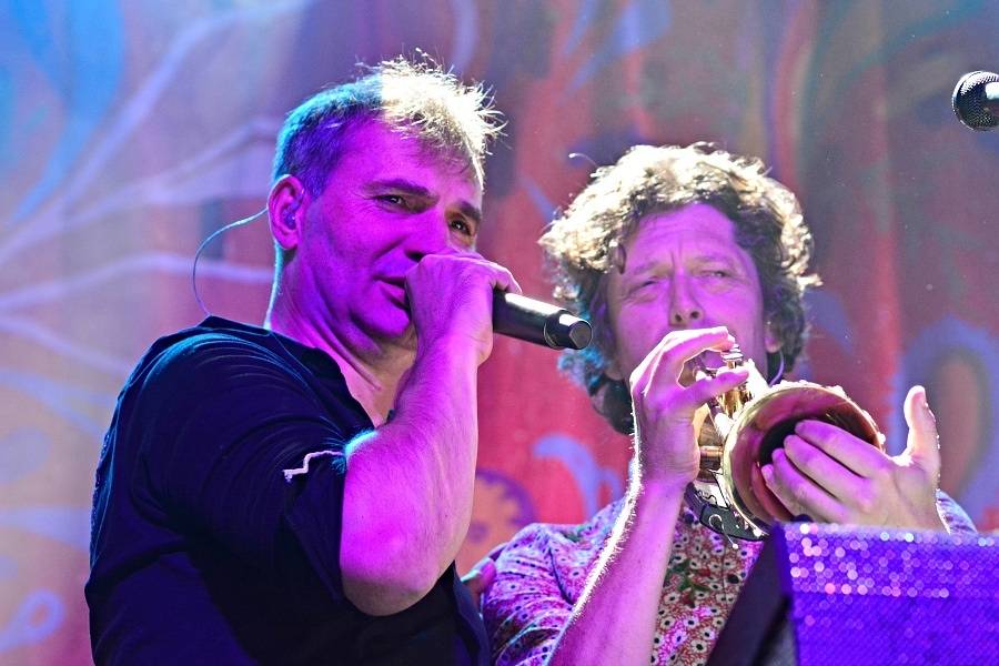 Hurá! Mig 21 zavítali do Brna, ženy všech generací házely po Jiřím Macháčkovi kalhotky 