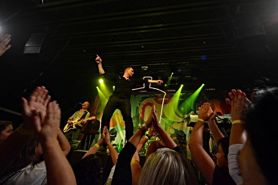 Hurá! Mig 21 zavítali do Brna, ženy všech generací házely po Jiřím Macháčkovi kalhotky 