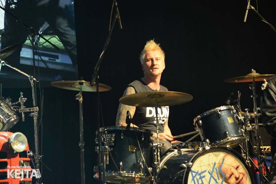 Visací zámek slavil ve Velkém sále pražské Lucerny 36 let, zahráli i Plexis