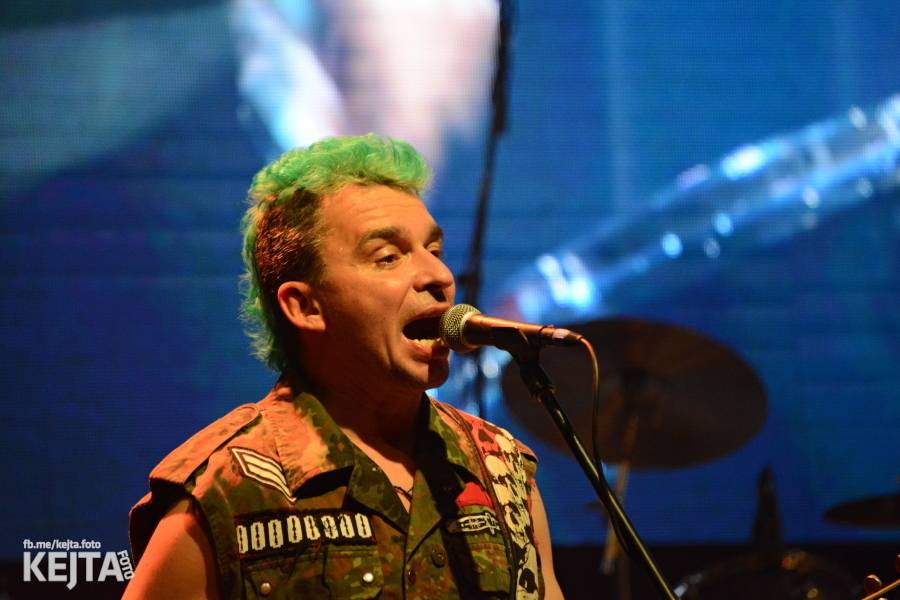 Visací zámek slavil ve Velkém sále pražské Lucerny 36 let, zahráli i Plexis