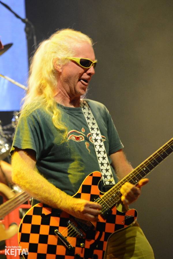 Visací zámek slavil ve Velkém sále pražské Lucerny 36 let, zahráli i Plexis