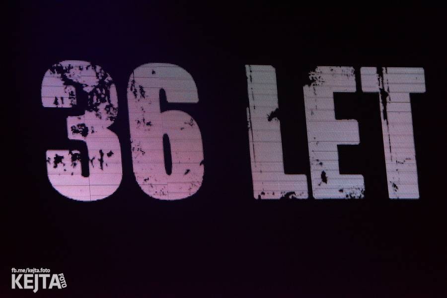 Visací zámek slavil ve Velkém sále pražské Lucerny 36 let, zahráli i Plexis