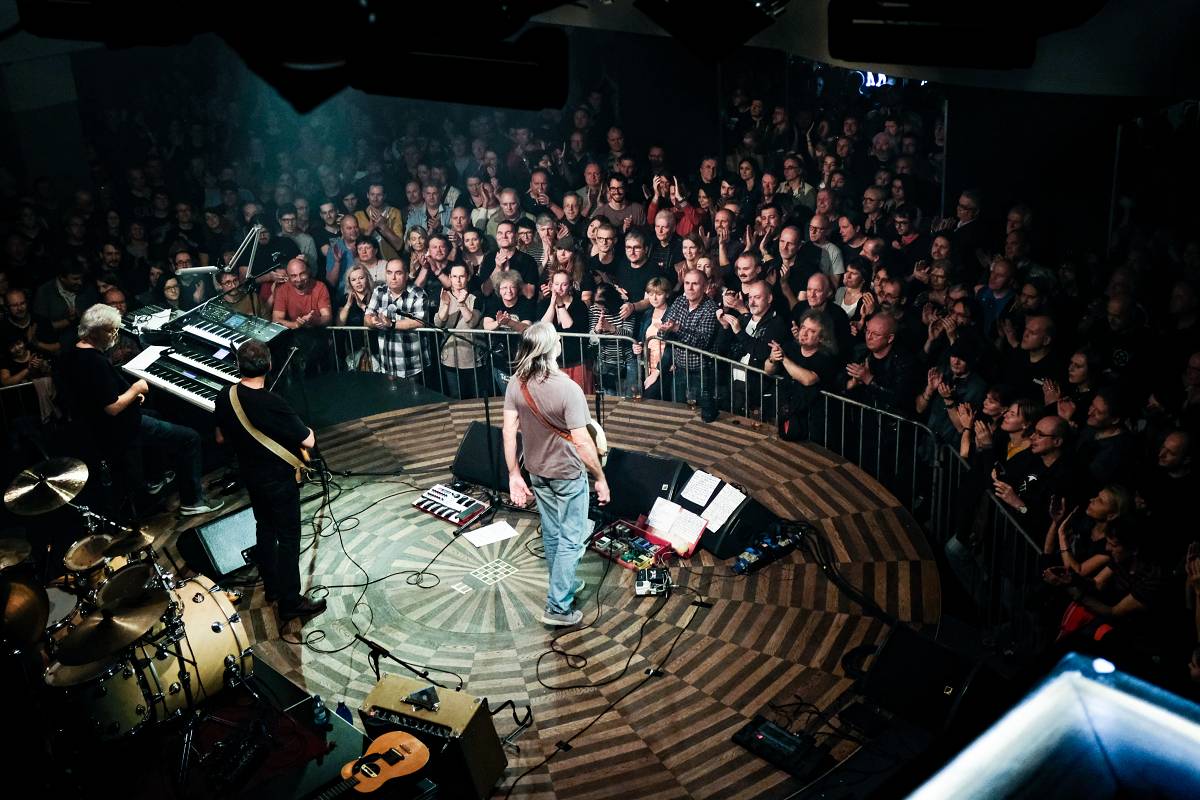 Progres 2 oslavili v Lucerna Music Baru padesát let. Představili i novou desku, kterou vydali po osmadvaceti letech