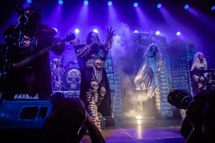 V pardubickém Ideonu řádili démoni, Lordi se loučili s českými fanoušky