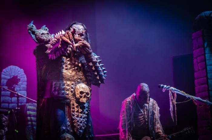 V pardubickém Ideonu řádili démoni, Lordi se loučili s českými fanoušky