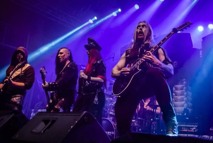 V pardubickém Ideonu řádili démoni, Lordi se loučili s českými fanoušky