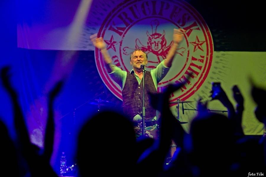 Krucipüsk strhl fanoušky v Českých Budějovicích