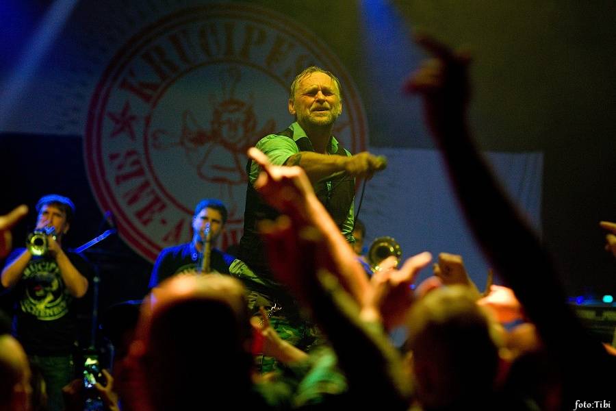 Krucipüsk strhl fanoušky v Českých Budějovicích