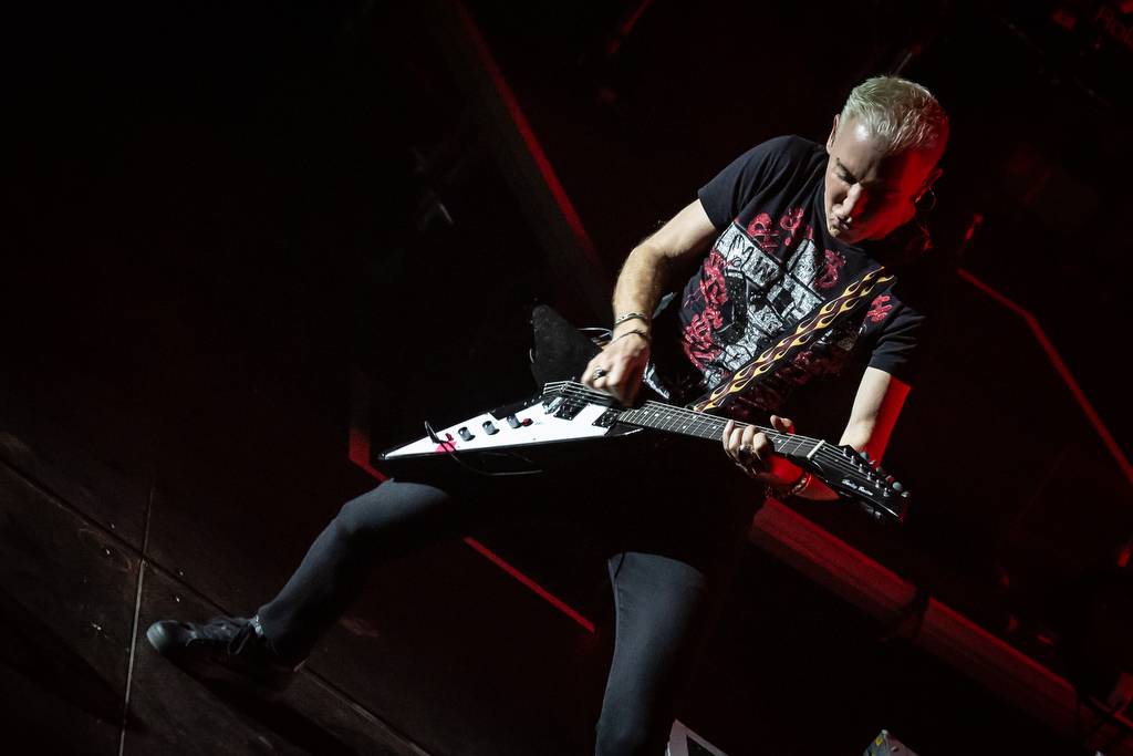 Scooter v Praze nenaplnil Forum Karlín ani očekávání