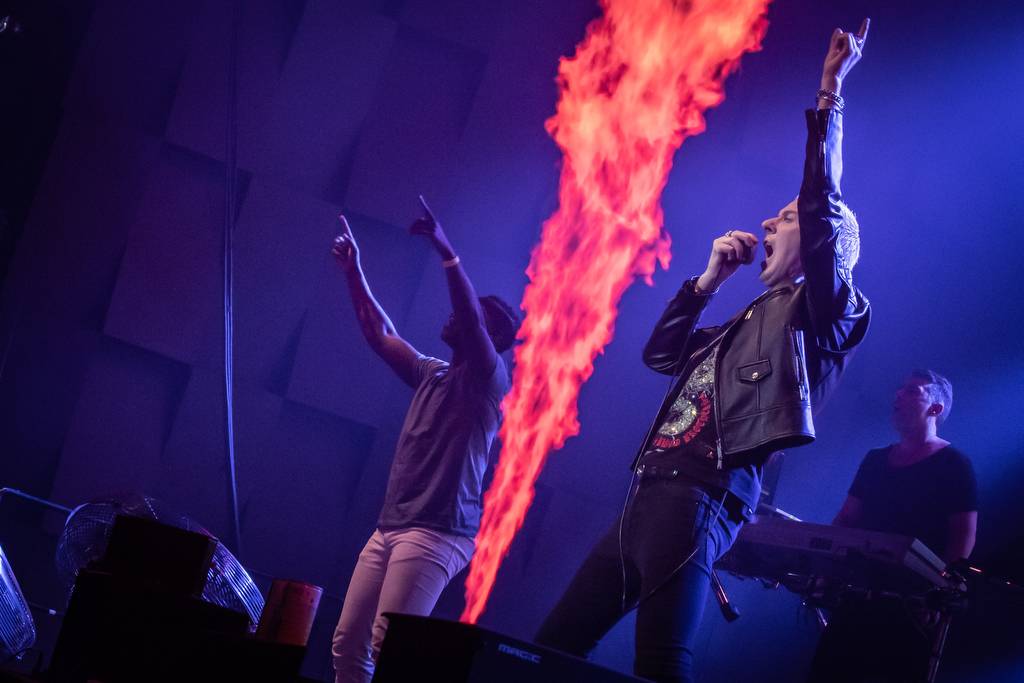 Scooter v Praze nenaplnil Forum Karlín ani očekávání