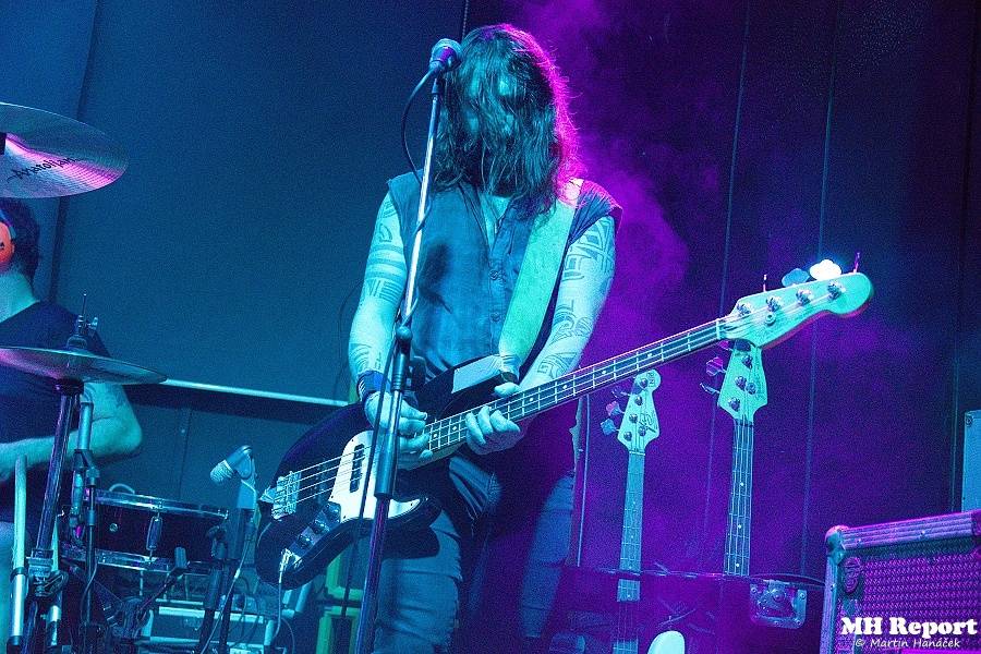 Kurtizány z 25. Avenue zavítali do Plzně, zpěvák Daniel Kurz tančil s diváky