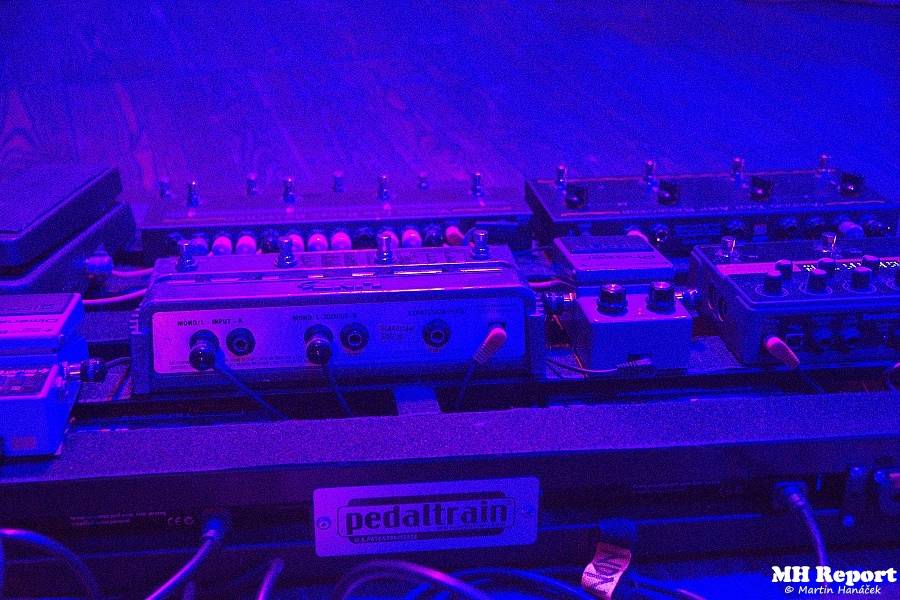 Kurtizány z 25. Avenue zavítali do Plzně, zpěvák Daniel Kurz tančil s diváky