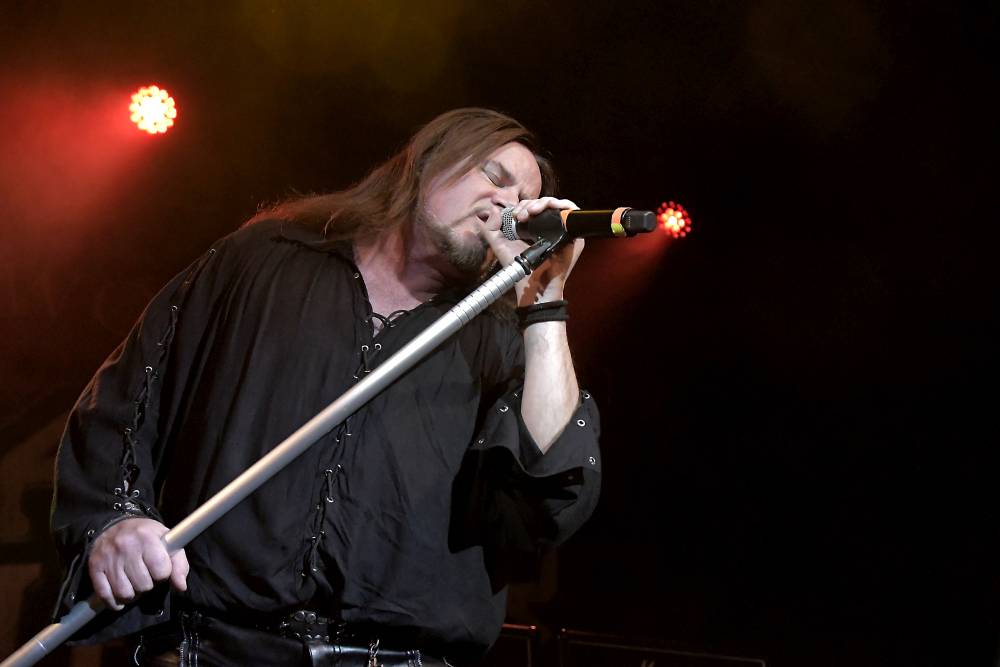 Michael Schenker Fest: V Roxy se po boku ikonického kytaristy vystřídali čtyři zpěváci