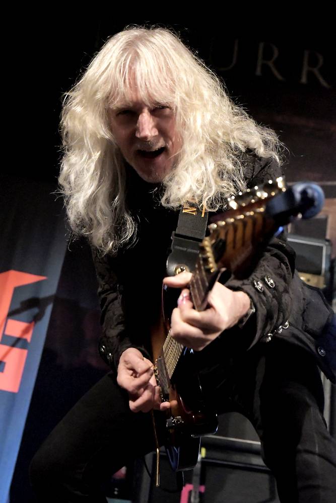 Michael Schenker Fest: V Roxy se po boku ikonického kytaristy vystřídali čtyři zpěváci