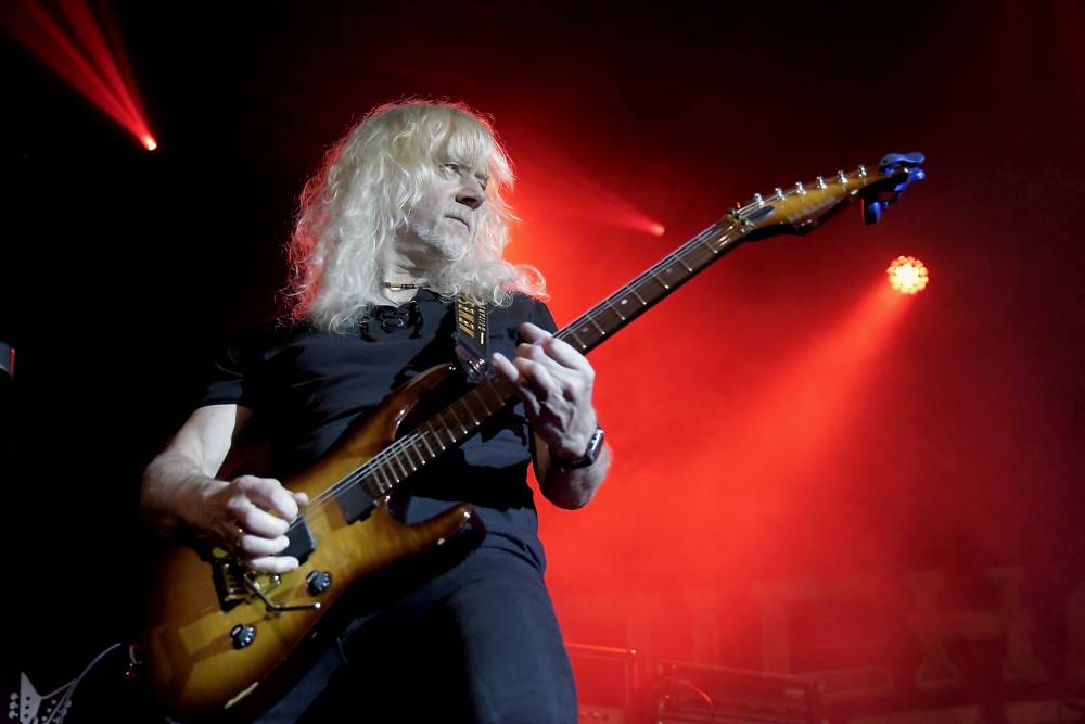 Michael Schenker Fest: V Roxy se po boku ikonického kytaristy vystřídali čtyři zpěváci