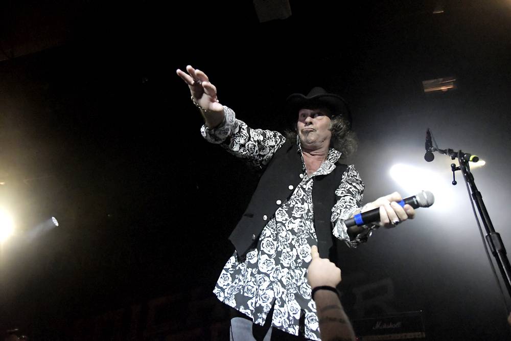 Michael Schenker Fest: V Roxy se po boku ikonického kytaristy vystřídali čtyři zpěváci