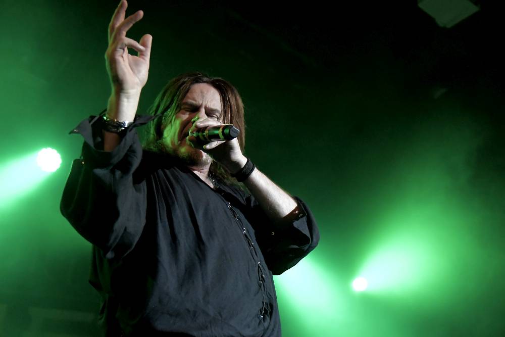 Michael Schenker Fest: V Roxy se po boku ikonického kytaristy vystřídali čtyři zpěváci