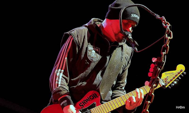 Škwor slavil dvacet let vyprodanou O2 arenou! Gratulovat přišel i Kapitán Demo